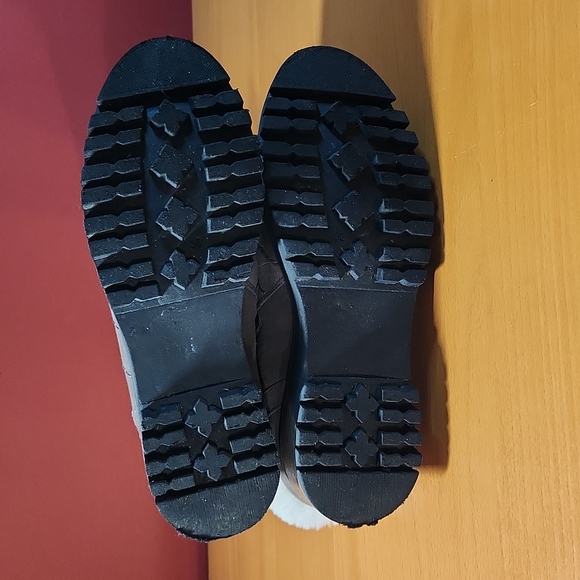 Fabianelli Suede Shearling Boots size EU 36 US 5.5/6 - Picture 7 of 9